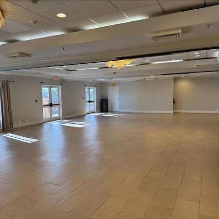 Hotel Xola Moreno Valley Ngoại thất bức ảnh