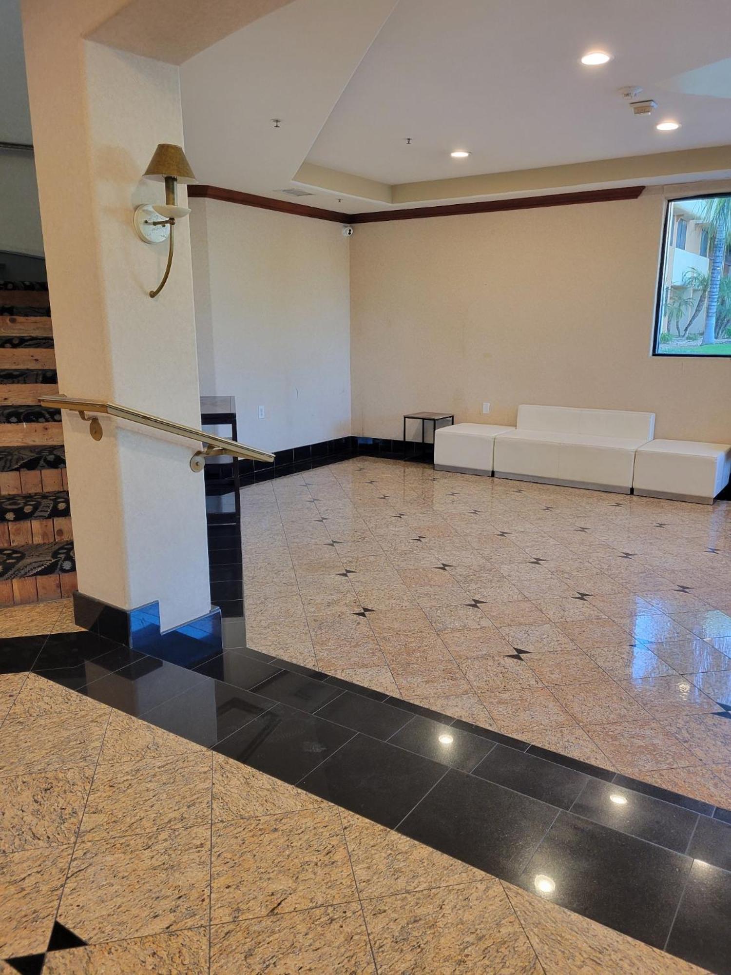 Hotel Xola Moreno Valley Ngoại thất bức ảnh